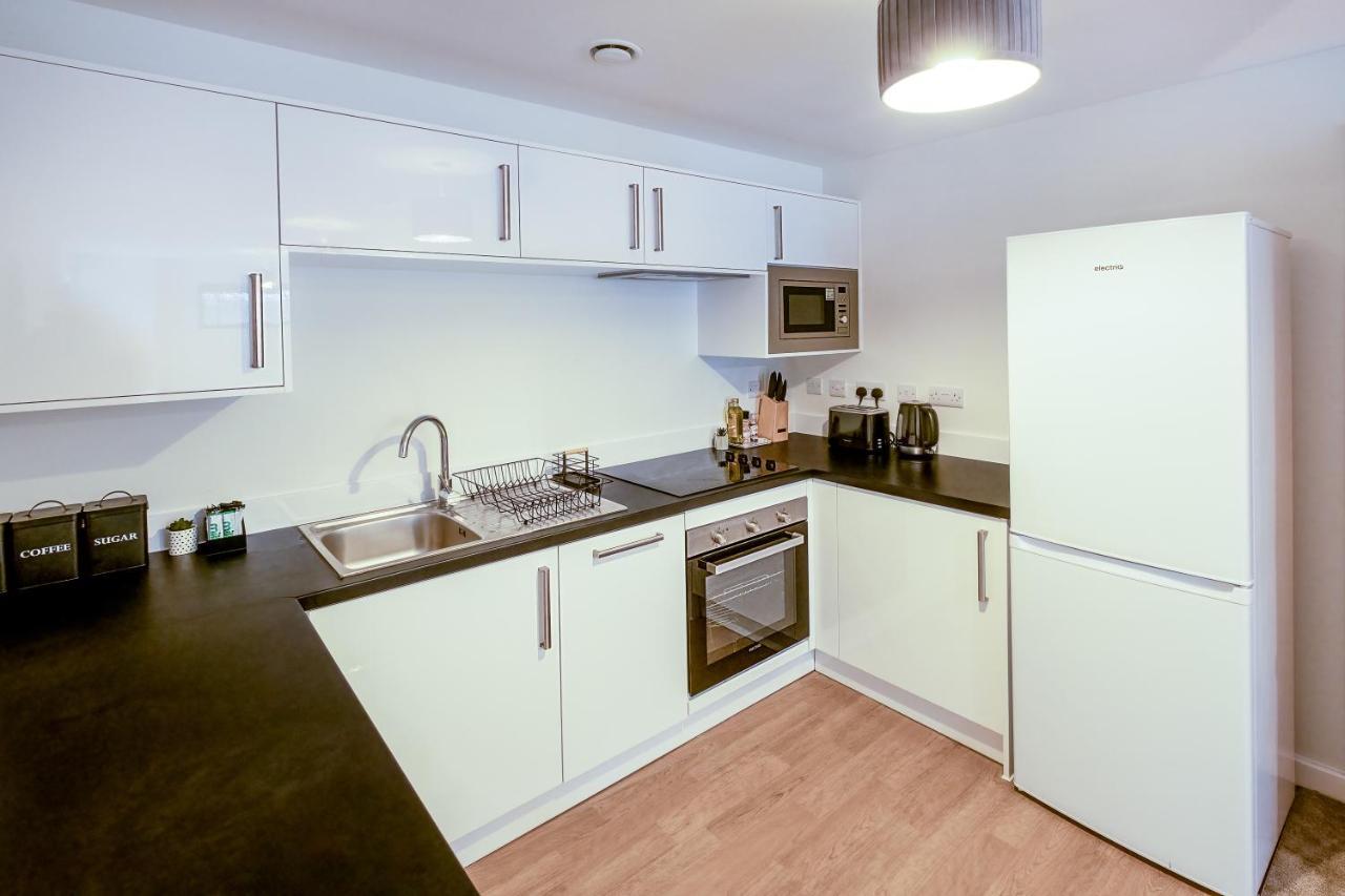 Luton Modern Serviced Accommodation For Contractors, Relocators, Professionals, Tourists And Students - Akugi Homes 外观 照片