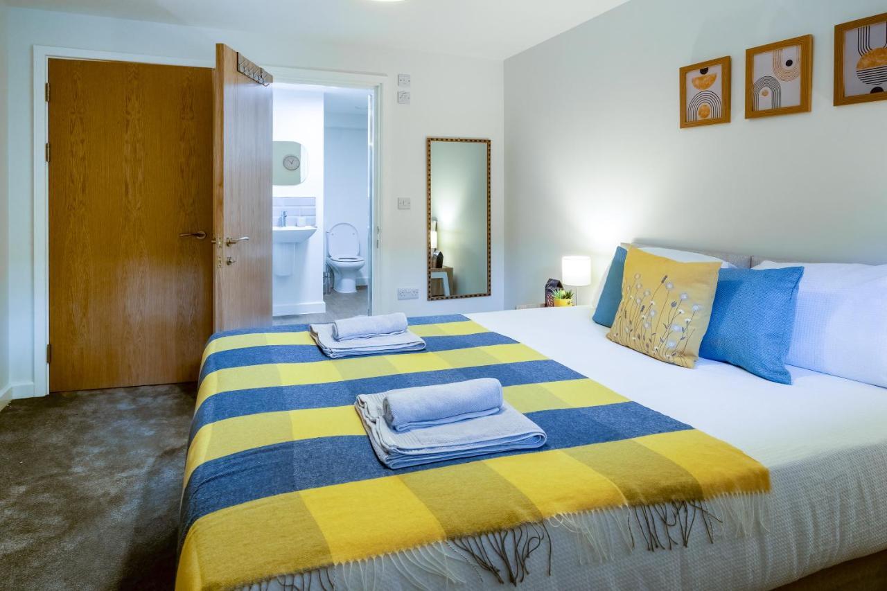 Luton Modern Serviced Accommodation For Contractors, Relocators, Professionals, Tourists And Students - Akugi Homes 外观 照片