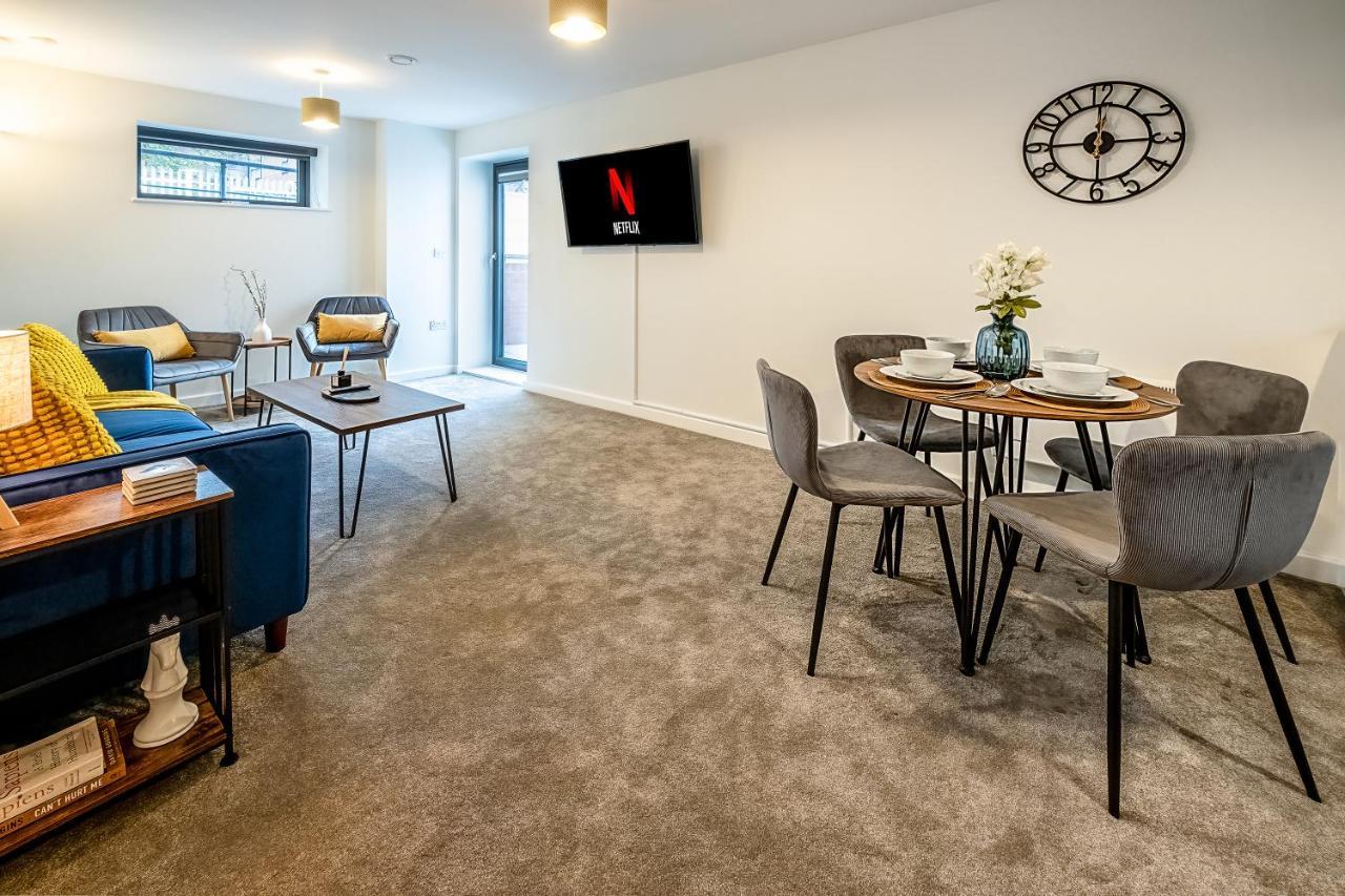 Luton Modern Serviced Accommodation For Contractors, Relocators, Professionals, Tourists And Students - Akugi Homes 外观 照片